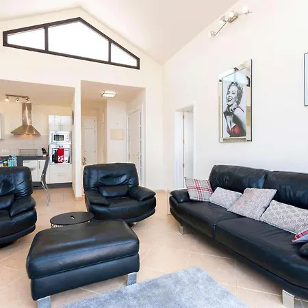 Vakantiehuis Rosa Blanca *